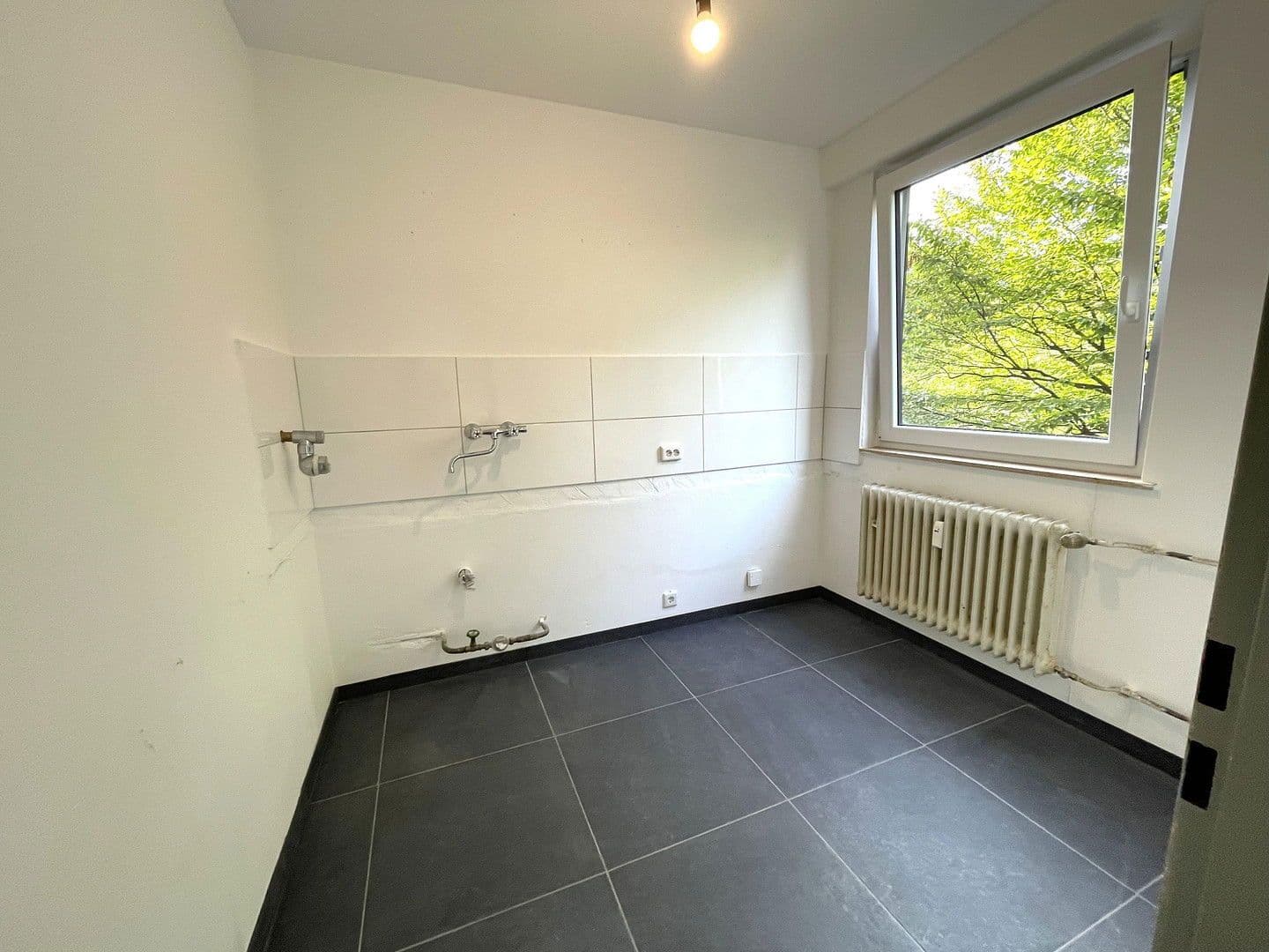 Prenájom bytu 2-izbový 64 m², Wuppertal, Severné Porýnie - Westfálsko Prenájom bytu 2-izbový 64 m², Wuppertal, Severné Porýnie - Westfálsko