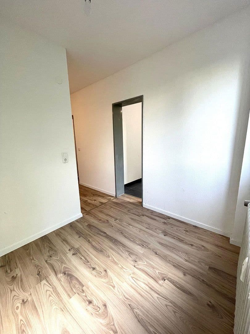 Prenájom bytu 2-izbový 64 m², Wuppertal, Severné Porýnie - Westfálsko Prenájom bytu 2-izbový 64 m², Wuppertal, Severné Porýnie - Westfálsko
