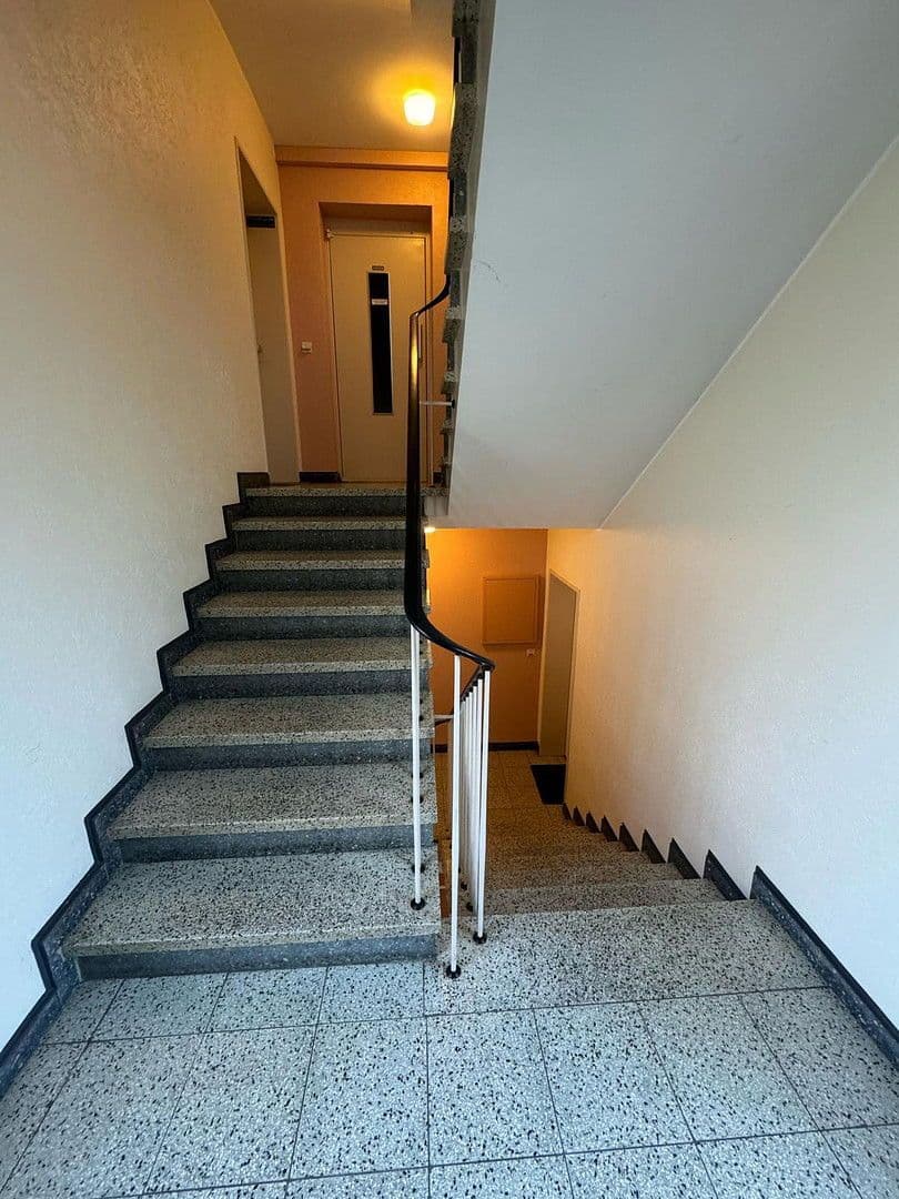 Prenájom bytu 2-izbový 64 m², Wuppertal, Severné Porýnie - Westfálsko Prenájom bytu 2-izbový 64 m², Wuppertal, Severné Porýnie - Westfálsko