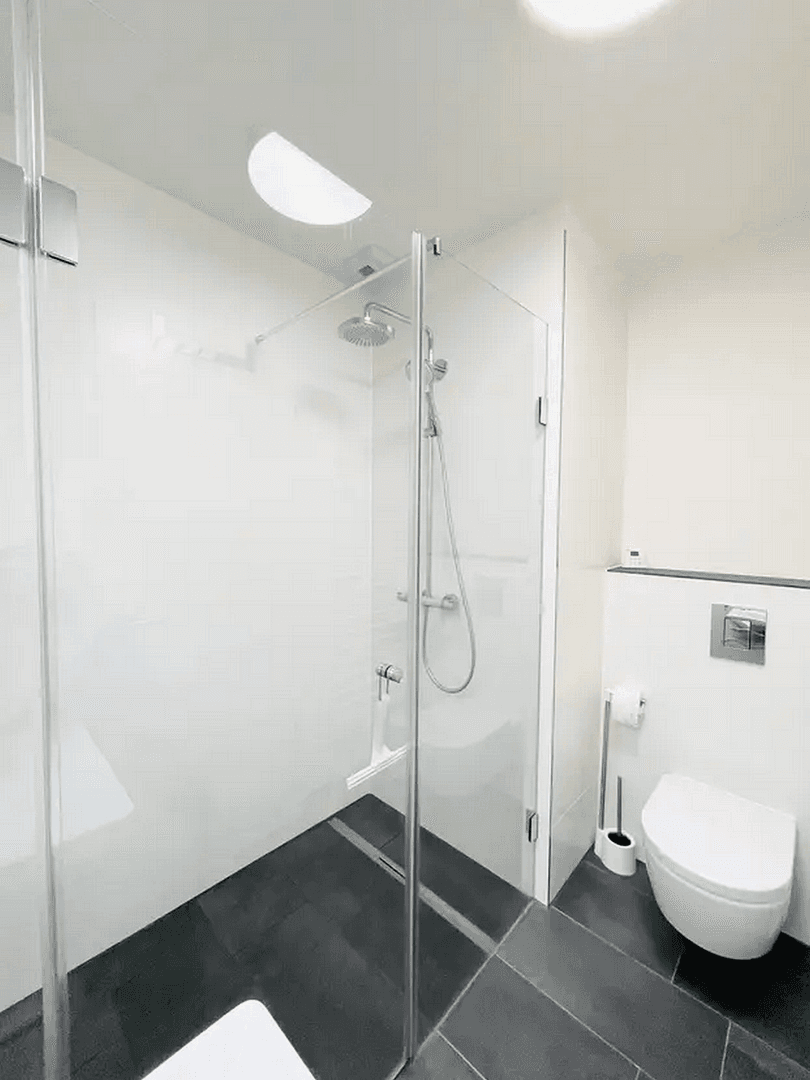 Prenájom bytu 2-izbový 53 m², Berlin, Berlín Prenájom bytu 2-izbový 53 m², Berlin, Berlín