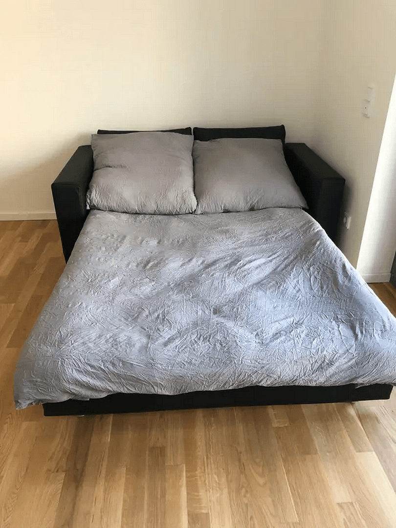 Prenájom bytu 2-izbový 53 m², Berlin, Berlín Prenájom bytu 2-izbový 53 m², Berlin, Berlín