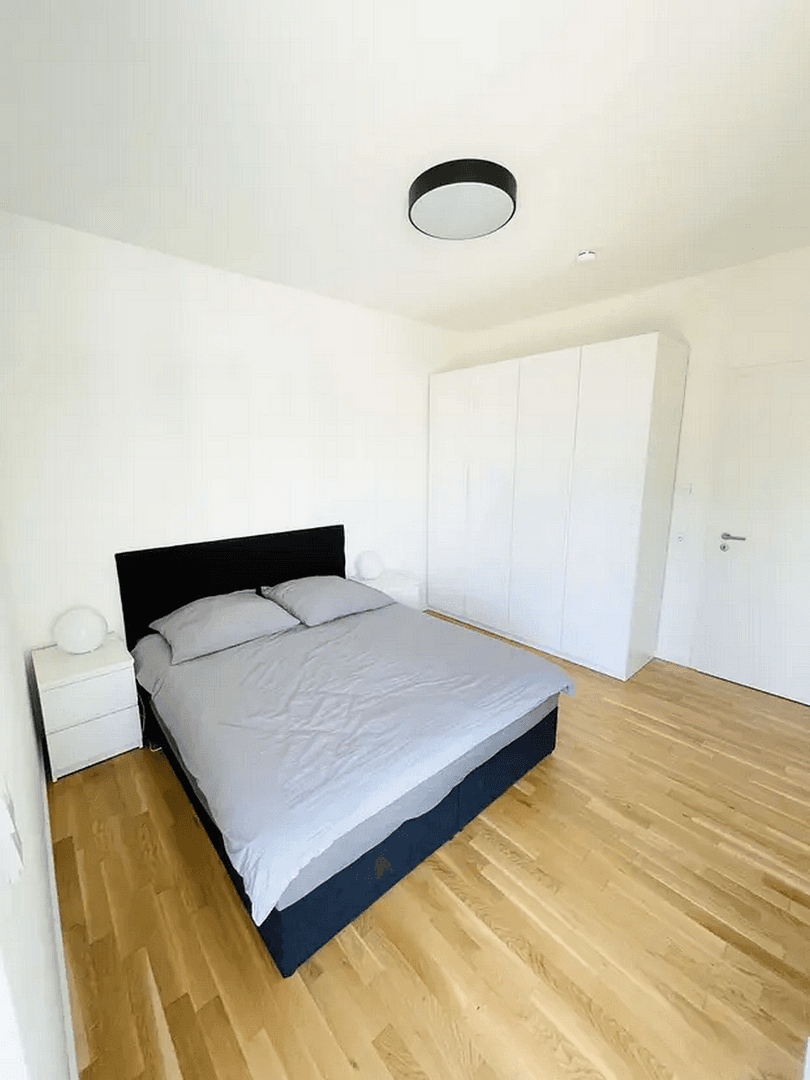 Prenájom bytu 2-izbový 53 m², Berlin, Berlín Prenájom bytu 2-izbový 53 m², Berlin, Berlín