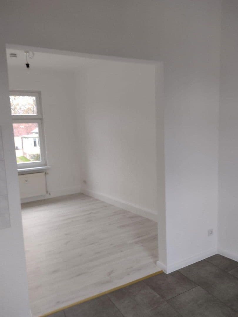 Prenájom bytu 2-izbový 35 m², Adolf-Reichwein-Str. 11, Werneuchen, Brandenbursko Prenájom bytu 2-izbový 35 m², Adolf-Reichwein-Str. 11, Werneuchen, Brandenbursko