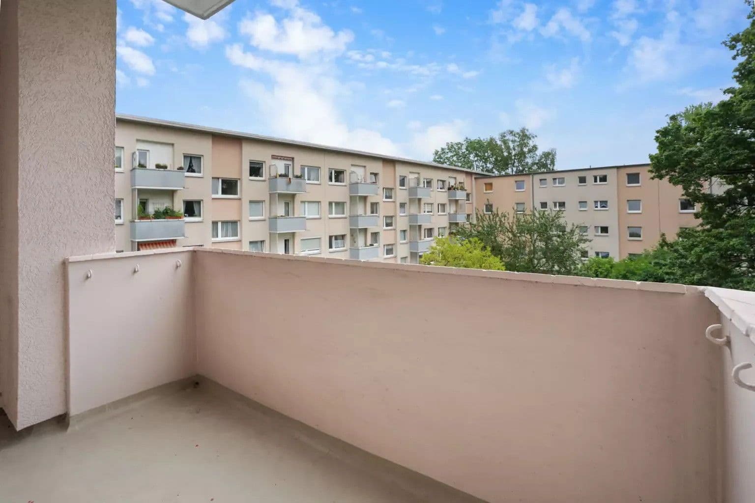 Prenájom bytu 3-izbový 58 m², Friedrich-Wagenfeld-Straße, Bremen, Brémy Prenájom bytu 3-izbový 58 m², Friedrich-Wagenfeld-Straße, Bremen, Brémy