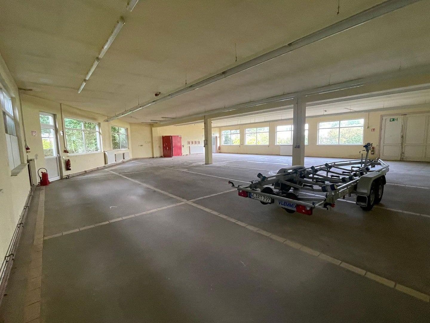 Prenájom nebytového priestoru 1.898 m², Boschstraße 22, Winsen (Luhe), Dolné Sasko Prenájom nebytového priestoru 1.898 m², Boschstraße 22, Winsen (Luhe), Dolné Sasko