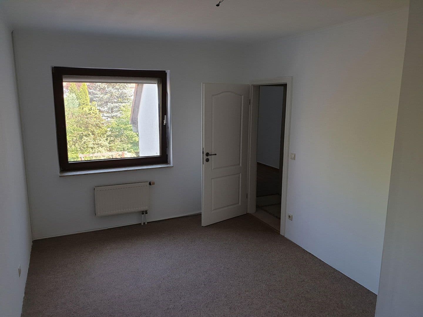 Prenájom domu 114 m², pozemek 210 m², Finsterwalder Str.20, Eberswalde, Brandenbursko Prenájom domu 114 m², pozemek 210 m², Finsterwalder Str.20, Eberswalde, Brandenbursko