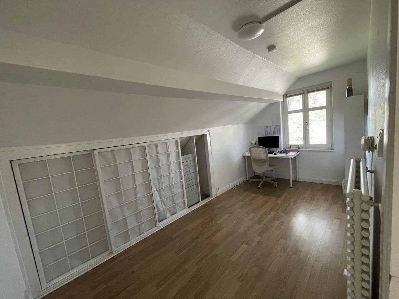 Prenájom bytu 3-izbový 79 m², Berlin, Berlín Prenájom bytu 3-izbový 79 m², Berlin, Berlín