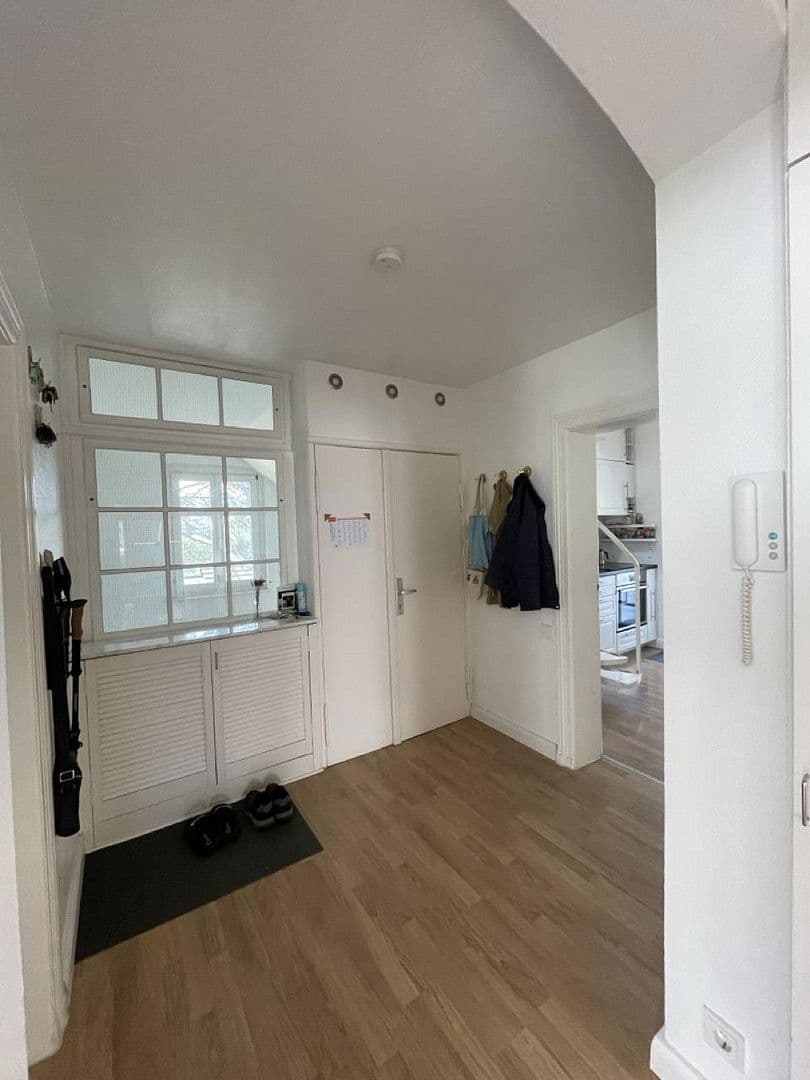 Prenájom bytu 3-izbový 79 m², Berlin, Berlín Prenájom bytu 3-izbový 79 m², Berlin, Berlín