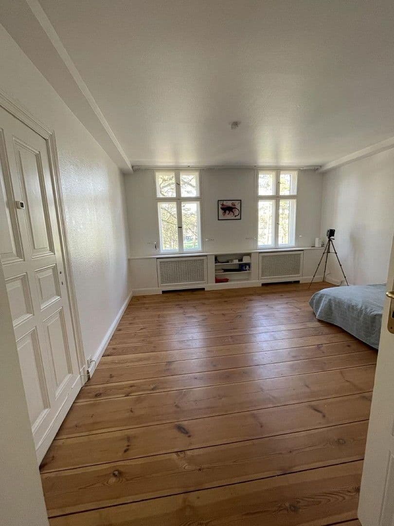 Prenájom bytu 3-izbový 79 m², Berlin, Berlín Prenájom bytu 3-izbový 79 m², Berlin, Berlín