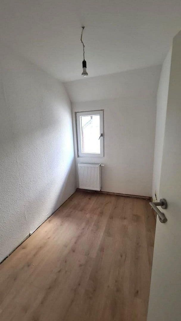 Predaj domu 92 m², pozemek 133 m², Hauptstraße 45, Oberheimbach, Porýnie-Falcko Predaj domu 92 m², pozemek 133 m², Hauptstraße 45, Oberheimbach, Porýnie-Falcko