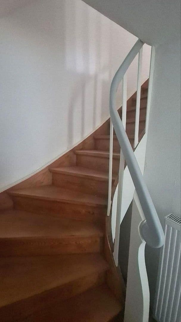 Predaj domu 92 m², pozemek 133 m², Hauptstraße 45, Oberheimbach, Porýnie-Falcko Predaj domu 92 m², pozemek 133 m², Hauptstraße 45, Oberheimbach, Porýnie-Falcko