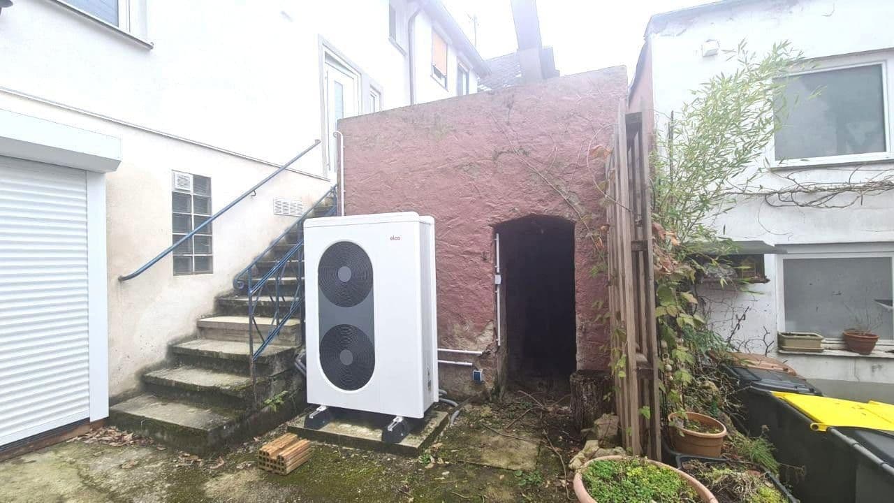 Predaj domu 92 m², pozemek 133 m², Hauptstraße 45, Oberheimbach, Porýnie-Falcko Predaj domu 92 m², pozemek 133 m², Hauptstraße 45, Oberheimbach, Porýnie-Falcko