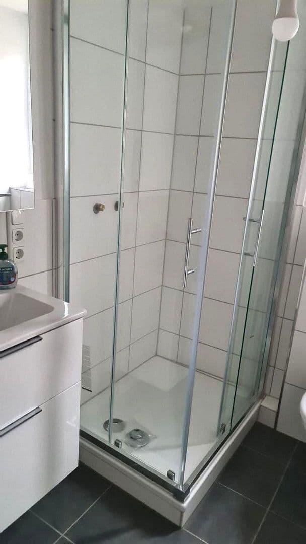 Predaj domu 92 m², pozemek 133 m², Hauptstraße 45, Oberheimbach, Porýnie-Falcko Predaj domu 92 m², pozemek 133 m², Hauptstraße 45, Oberheimbach, Porýnie-Falcko