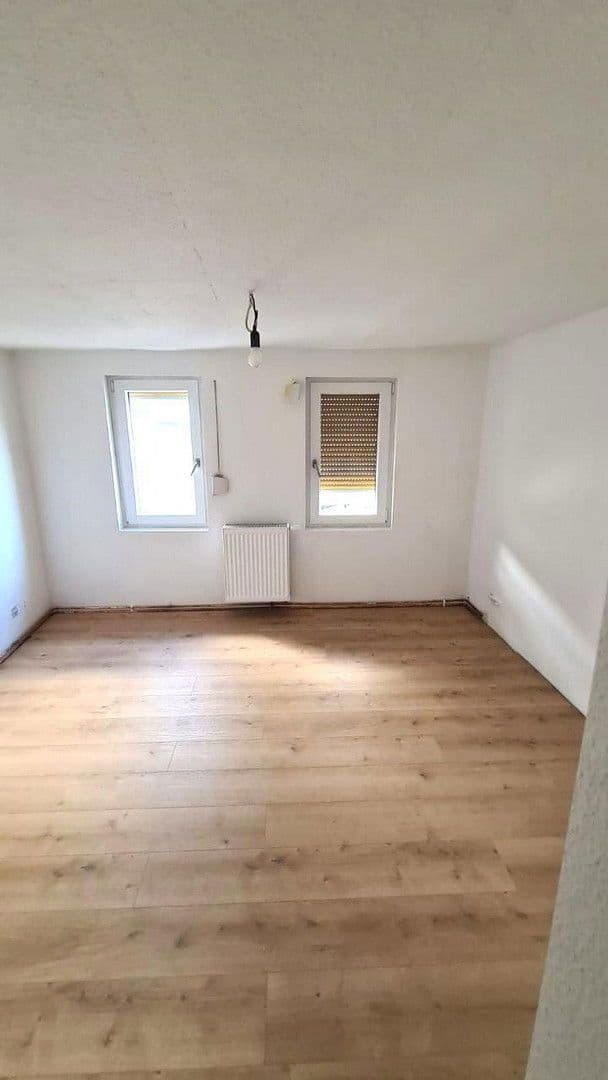 Predaj domu 92 m², pozemek 133 m², Hauptstraße 45, Oberheimbach, Porýnie-Falcko Predaj domu 92 m², pozemek 133 m², Hauptstraße 45, Oberheimbach, Porýnie-Falcko
