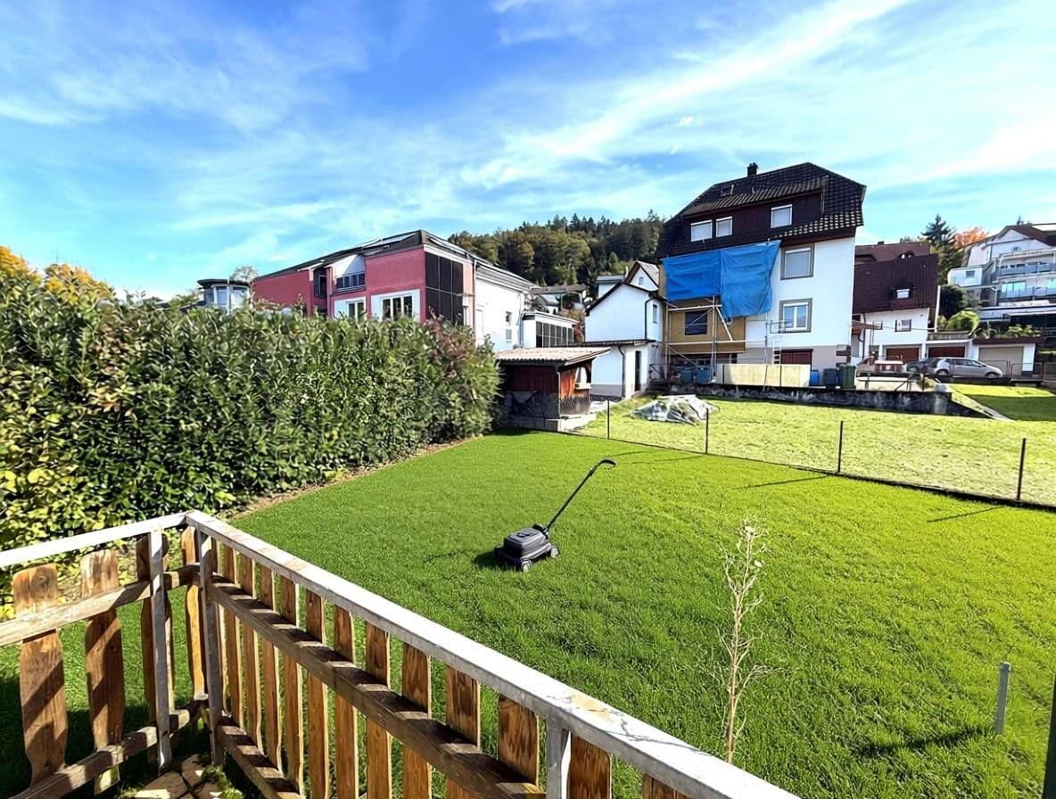 Prenájom domu 220 m², pozemek 857 m², Am Giesenbach 14, Lahr/Schwarzwald, Bádensko-Wurttembersko Prenájom domu 220 m², pozemek 857 m², Am Giesenbach 14, Lahr/Schwarzwald, Bádensko-Wurttembersko