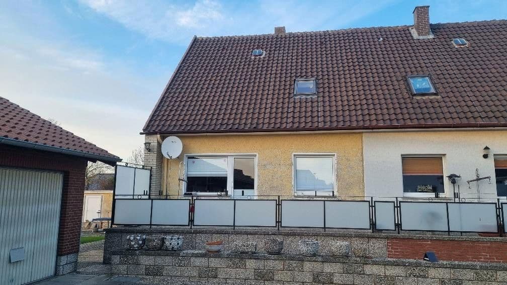 Predaj domu 95 m², pozemek 370 m², Schellerten, Dolné Sasko Predaj domu 95 m², pozemek 370 m², Schellerten, Dolné Sasko