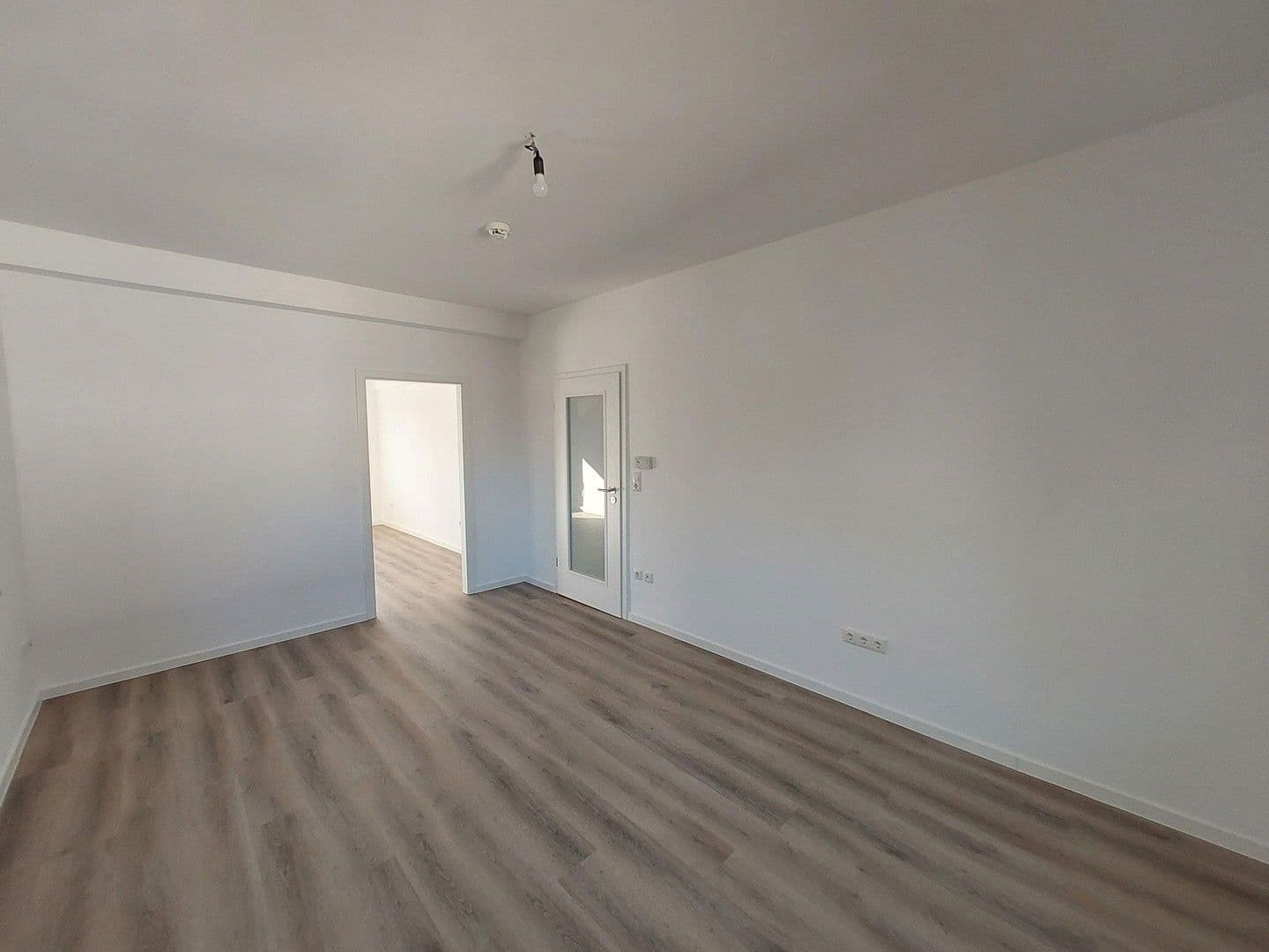 Prenájom bytu 3-izbový 72 m², Steinhäuser Straße, Friedberg (Hessen), Hesensko Prenájom bytu 3-izbový 72 m², Steinhäuser Straße, Friedberg (Hessen), Hesensko