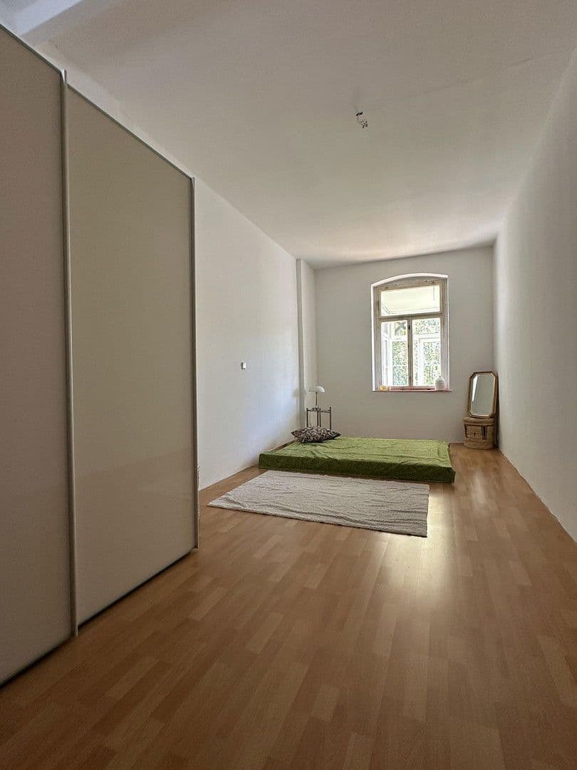 Predaj domu 360 m², pozemek 480 m², Glauchau, Sasko Predaj domu 360 m², pozemek 480 m², Glauchau, Sasko