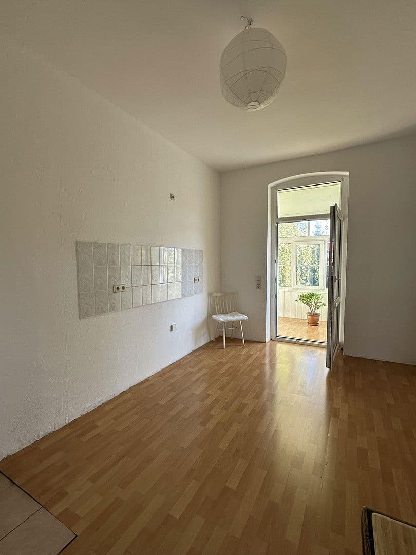 Predaj domu 360 m², pozemek 480 m², Glauchau, Sasko Predaj domu 360 m², pozemek 480 m², Glauchau, Sasko