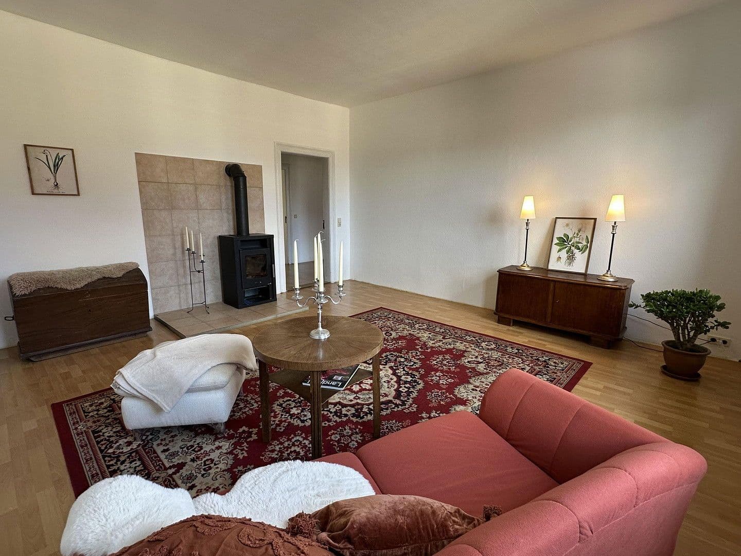 Predaj domu 360 m², pozemek 480 m², Glauchau, Sasko Predaj domu 360 m², pozemek 480 m², Glauchau, Sasko