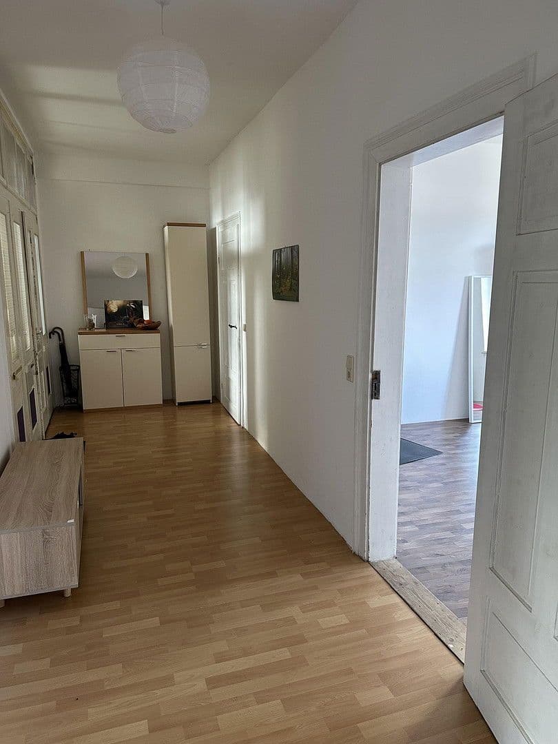 Predaj domu 360 m², pozemek 480 m², Glauchau, Sasko Predaj domu 360 m², pozemek 480 m², Glauchau, Sasko