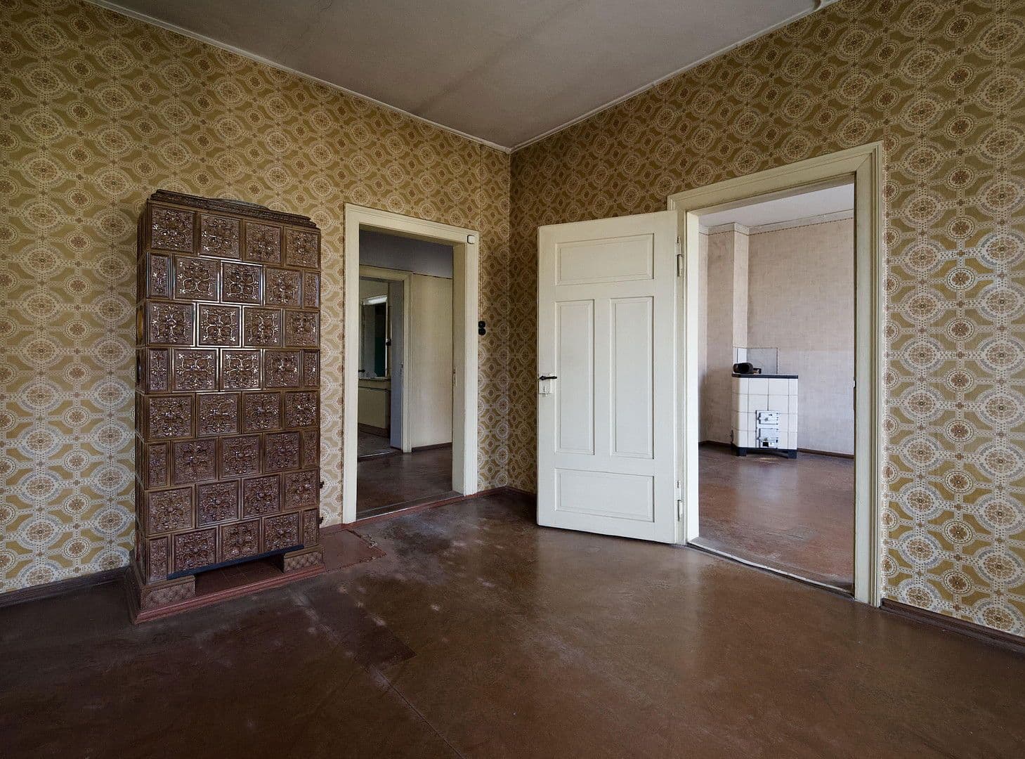 Predaj domu 360 m², pozemek 480 m², Glauchau, Sasko Predaj domu 360 m², pozemek 480 m², Glauchau, Sasko