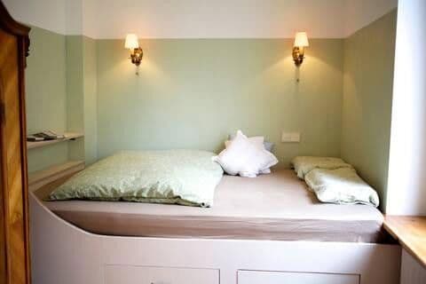 Predaj bytu 2-izbový 40 m², Berlin, Berlín Predaj bytu 2-izbový 40 m², Berlin, Berlín