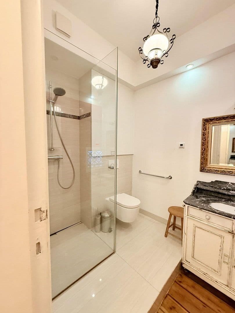 Predaj bytu 2-izbový 40 m², Berlin, Berlín Predaj bytu 2-izbový 40 m², Berlin, Berlín