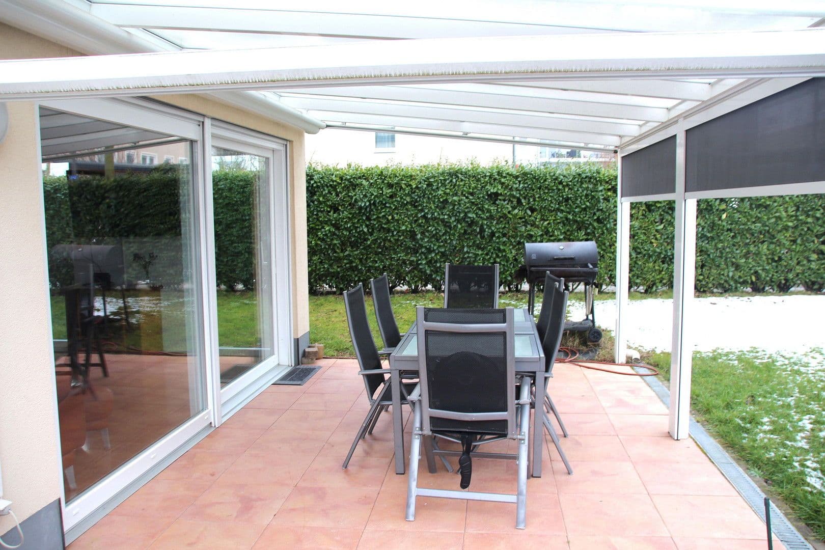 Prenájom domu 226 m², pozemek 450 m², Ottilie Widermuth Weg 2, Frankfurt am Main, Hesensko Prenájom domu 226 m², pozemek 450 m², Ottilie Widermuth Weg 2, Frankfurt am Main, Hesensko