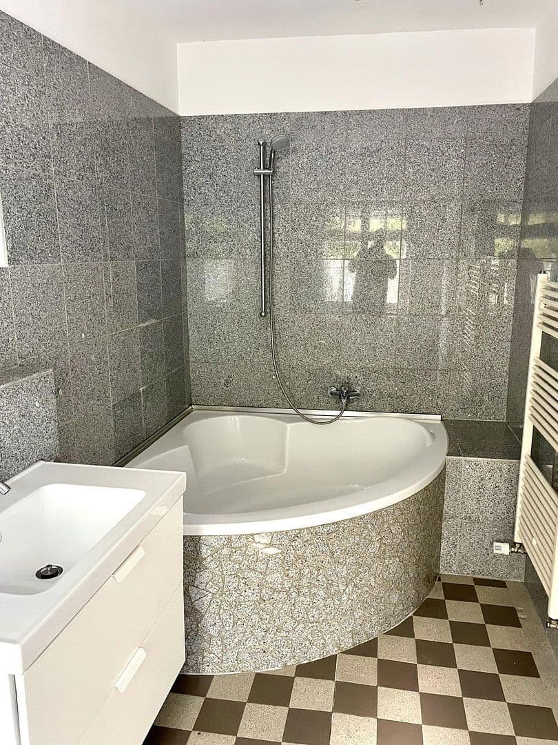 Prenájom bytu 4-izbový 109 m², Krusestr. 5, Werl, Severné Porýnie - Westfálsko Prenájom bytu 4-izbový 109 m², Krusestr. 5, Werl, Severné Porýnie - Westfálsko