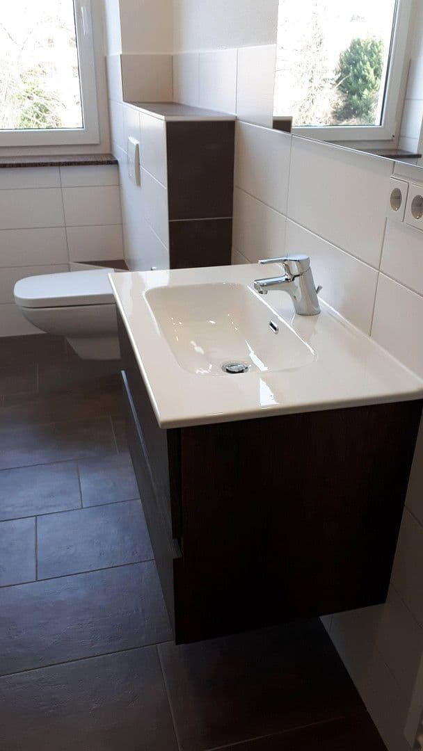 Prenájom bytu 2-izbový 58 m², Dresdener Str. 18, Spremberg, Brandenbursko Prenájom bytu 2-izbový 58 m², Dresdener Str. 18, Spremberg, Brandenbursko