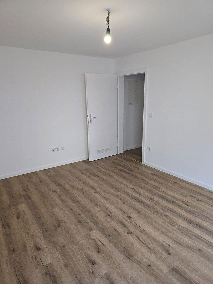 Prenájom bytu 2-izbový 48 m², Ringstrasse 28, Neunkirchen a. Sand, Bavorsko Prenájom bytu 2-izbový 48 m², Ringstrasse 28, Neunkirchen a. Sand, Bavorsko