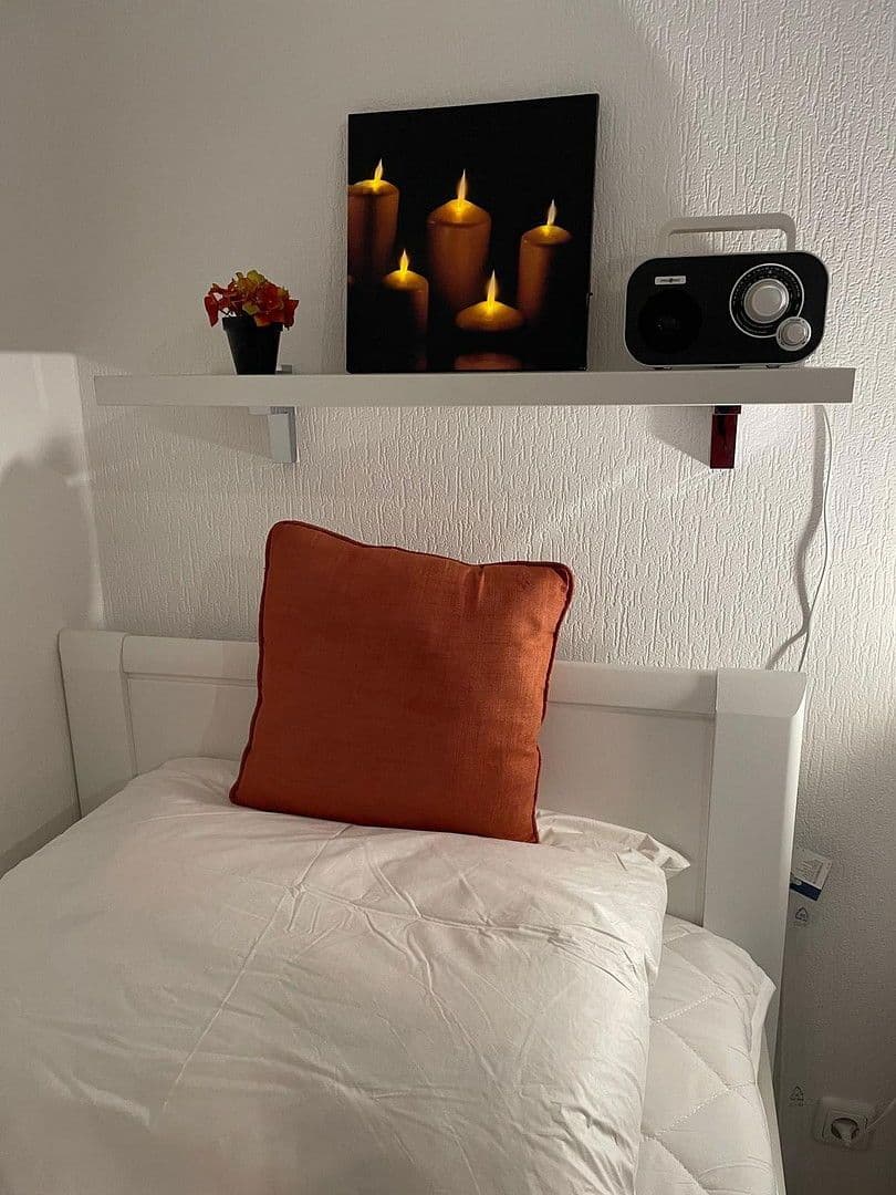 Prenájom bytu 1-izbový 46 m², Bad Pyrmont, Dolné Sasko Prenájom bytu 1-izbový 46 m², Bad Pyrmont, Dolné Sasko