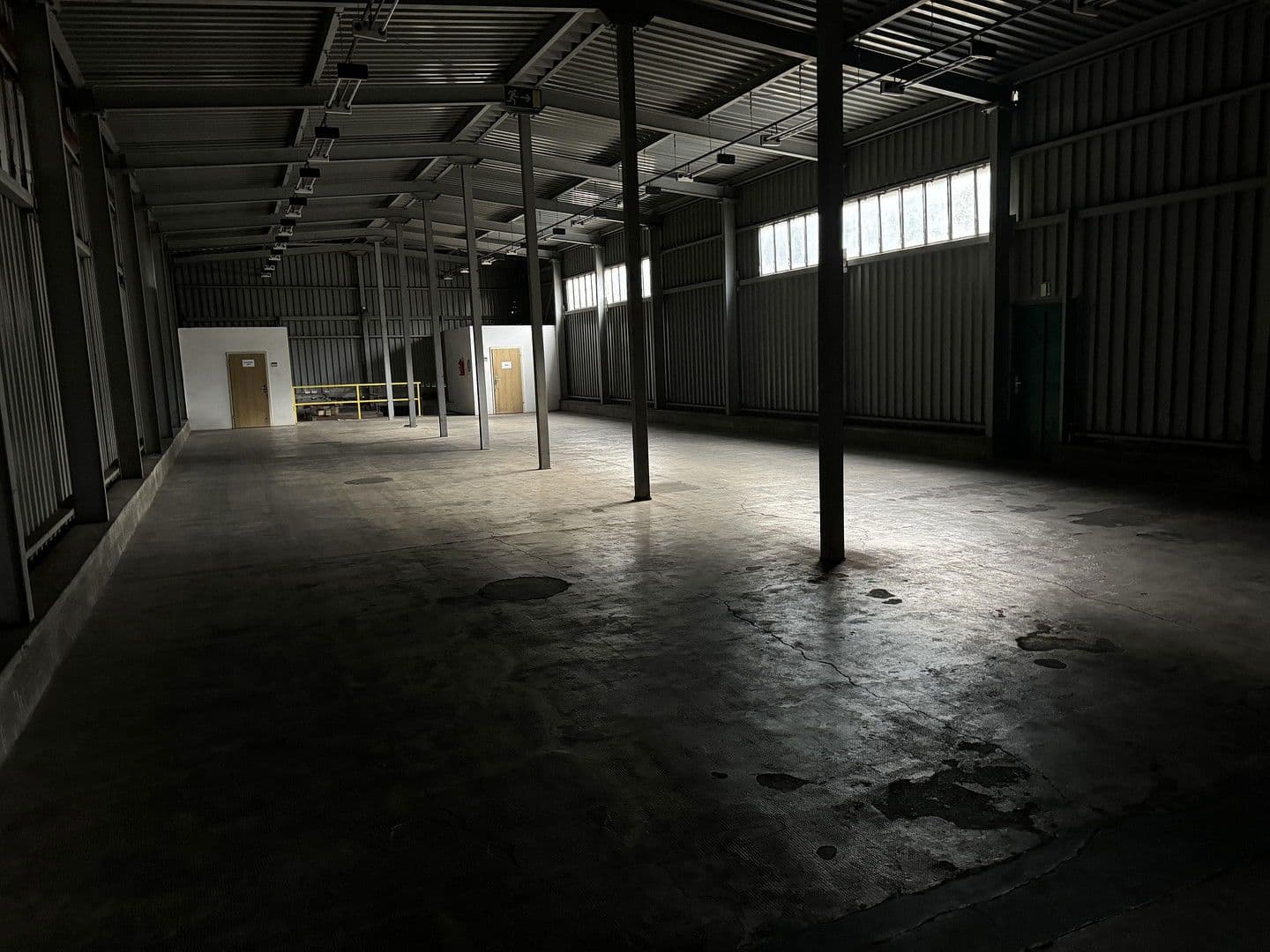 Prenájom nebytového priestoru 9.700 m², Großrückerswalde, Sasko Prenájom nebytového priestoru 9.700 m², Großrückerswalde, Sasko