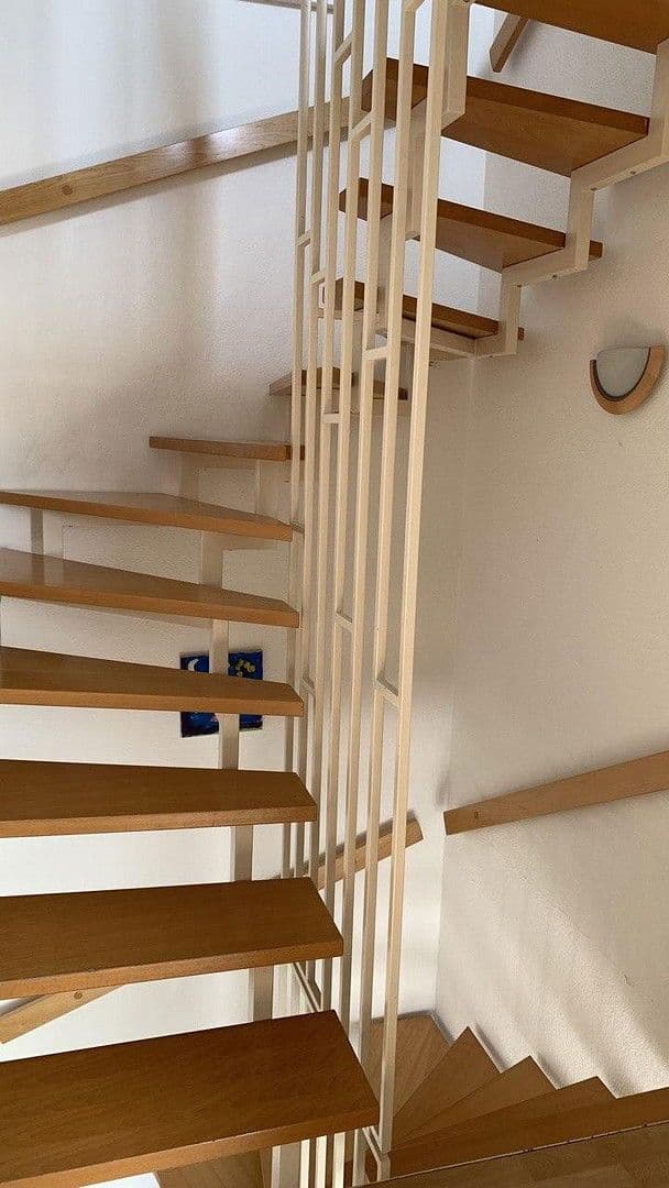 Predaj domu 163 m², pozemek 181 m², Wiesloch, Bádensko-Wurttembersko Predaj domu 163 m², pozemek 181 m², Wiesloch, Bádensko-Wurttembersko