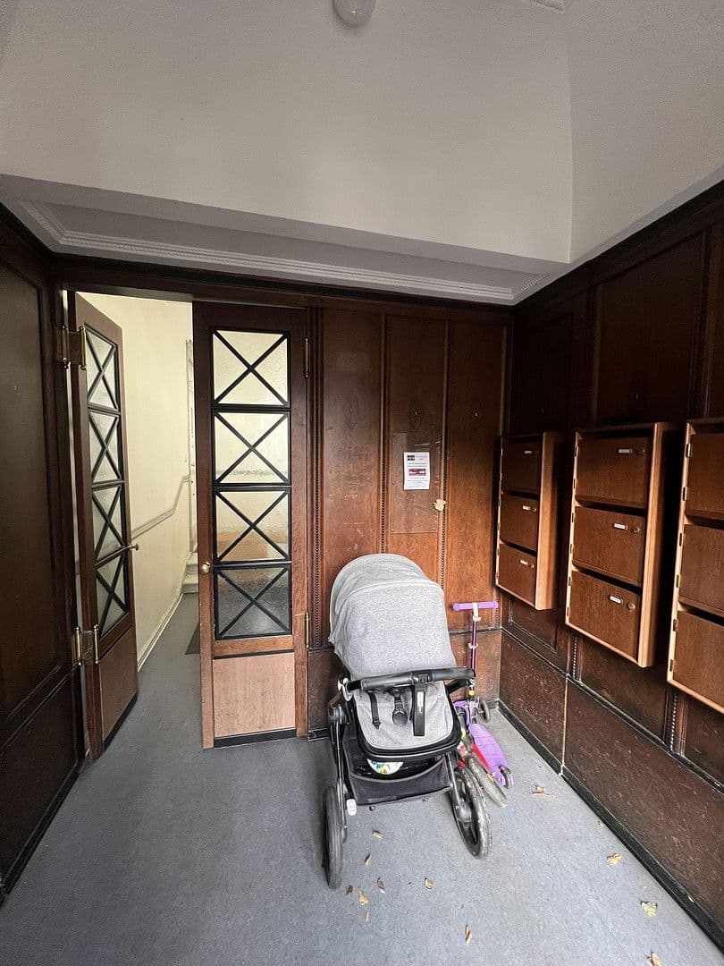 Predaj bytu 4-izbový 116 m², Berlin, Berlín Predaj bytu 4-izbový 116 m², Berlin, Berlín