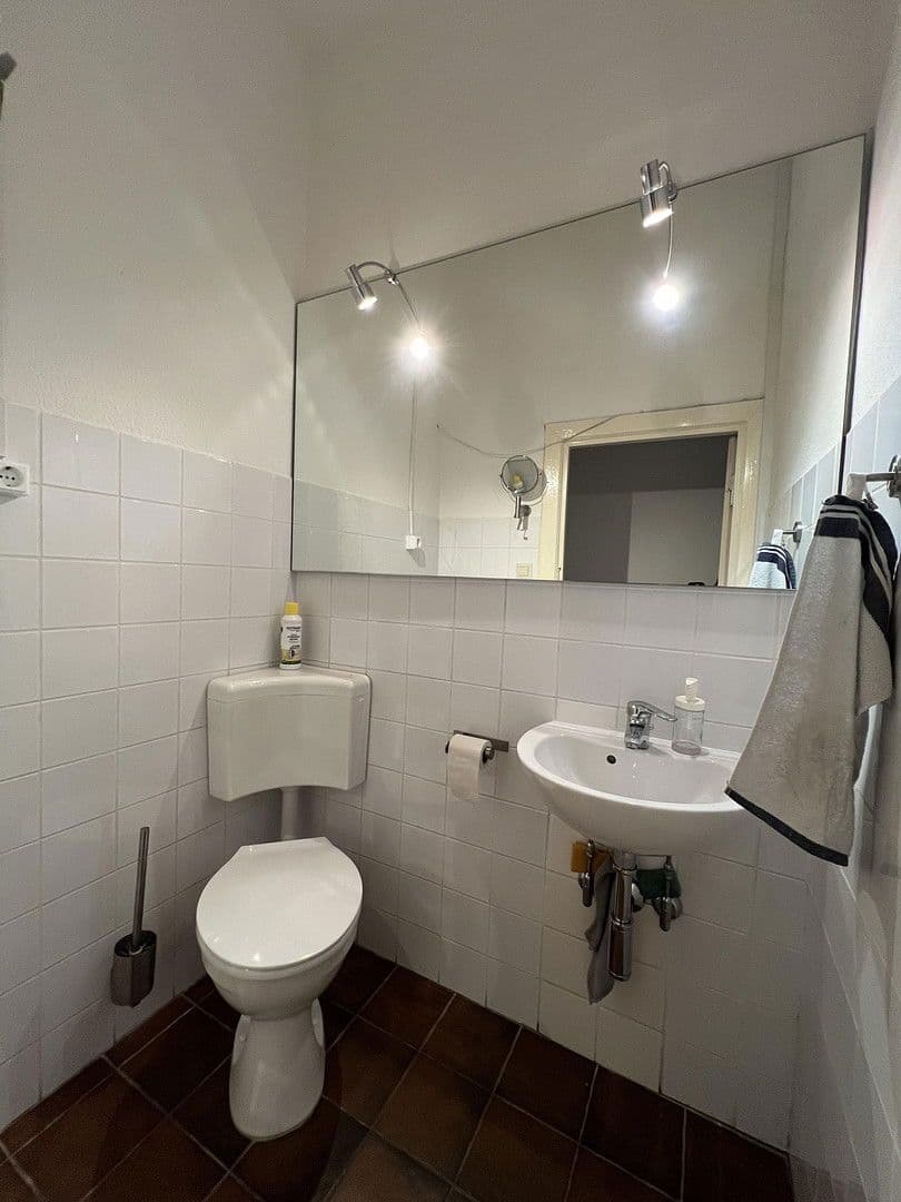 Predaj bytu 4-izbový 116 m², Berlin, Berlín Predaj bytu 4-izbový 116 m², Berlin, Berlín