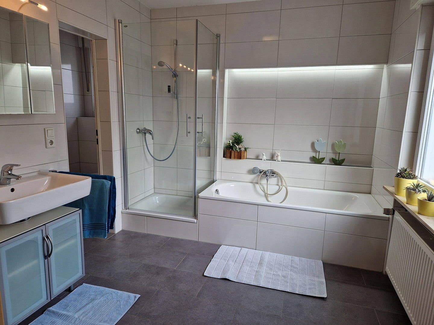 Prenájom domu 175 m², pozemek 397 m², Mülheim-Kärlich, Porýnie-Falcko Prenájom domu 175 m², pozemek 397 m², Mülheim-Kärlich, Porýnie-Falcko