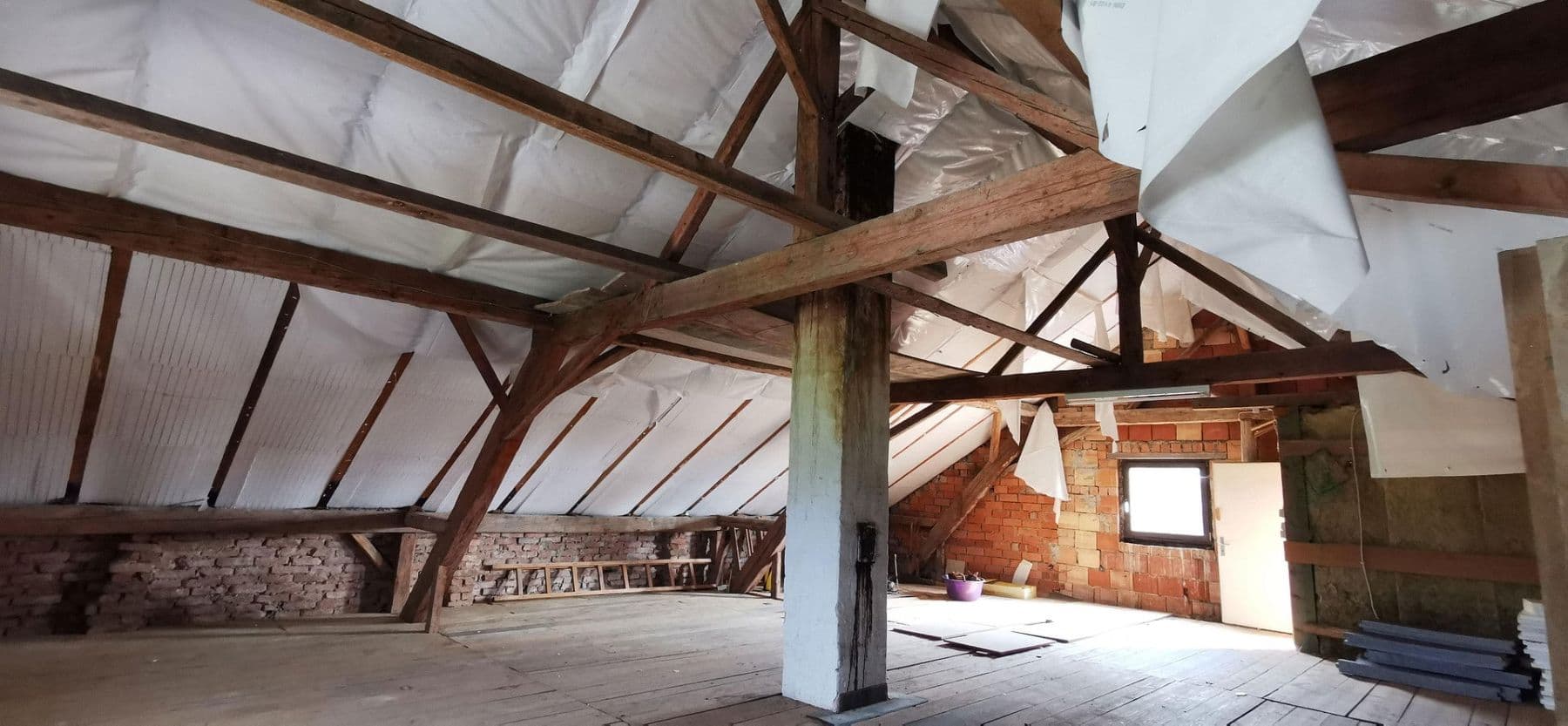 Predaj domu 200 m², pozemek 10.000 m², Kollberg 7, Röhrnbach, Bavorsko Predaj domu 200 m², pozemek 10.000 m², Kollberg 7, Röhrnbach, Bavorsko