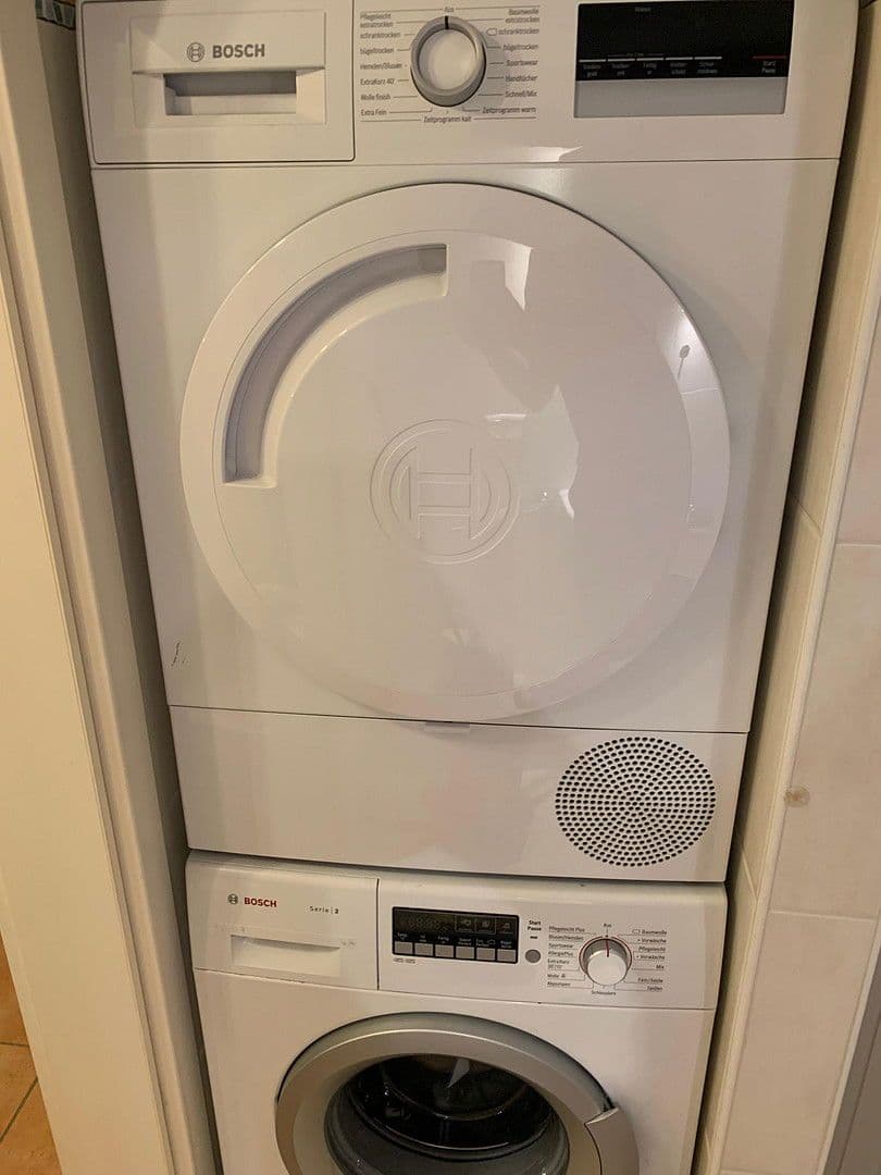 Prenájom bytu 2-izbový 61 m², Köln, Severné Porýnie - Westfálsko Prenájom bytu 2-izbový 61 m², Köln, Severné Porýnie - Westfálsko