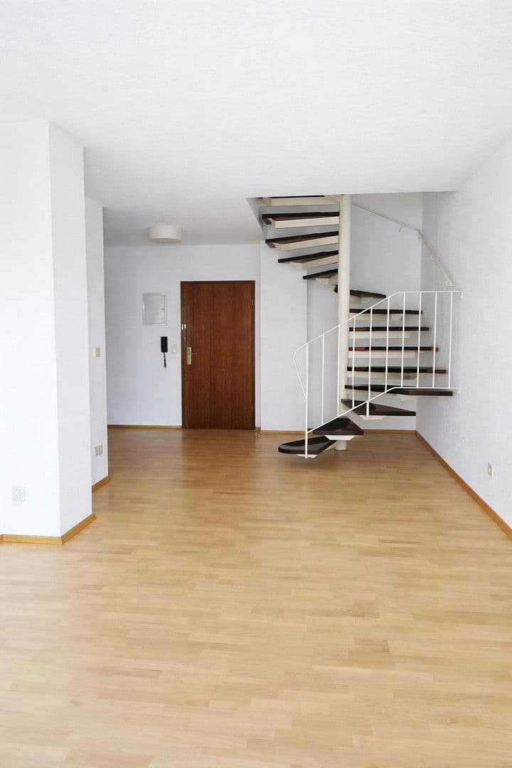 Prenájom bytu 2-izbový 60 m², Erlangen, Bavorsko Prenájom bytu 2-izbový 60 m², Erlangen, Bavorsko