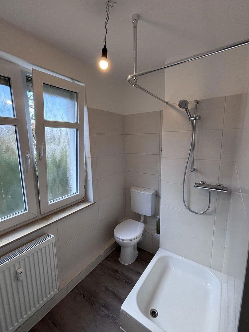 Prenájom bytu 4-izbový 70 m², Friedhofsweg 19 C, Niestetal, Hesensko Prenájom bytu 4-izbový 70 m², Friedhofsweg 19 C, Niestetal, Hesensko