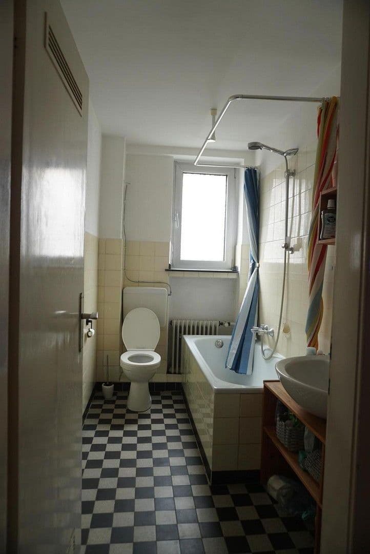 Prenájom bytu 2-izbový 47 m², Aachen, Severné Porýnie - Westfálsko Prenájom bytu 2-izbový 47 m², Aachen, Severné Porýnie - Westfálsko