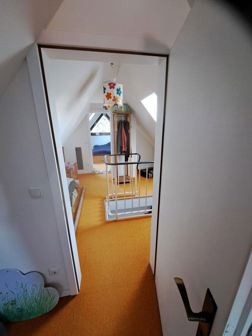 Predaj domu 168 m², pozemek 519 m², Reinbek, Šlezvicko-Holštajnsko Predaj domu 168 m², pozemek 519 m², Reinbek, Šlezvicko-Holštajnsko