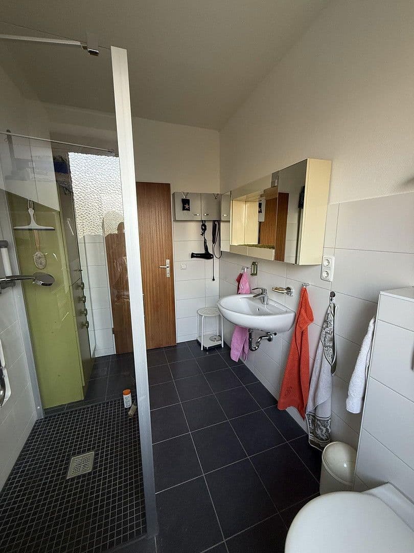 Predaj domu 168 m², pozemek 519 m², Reinbek, Šlezvicko-Holštajnsko Predaj domu 168 m², pozemek 519 m², Reinbek, Šlezvicko-Holštajnsko