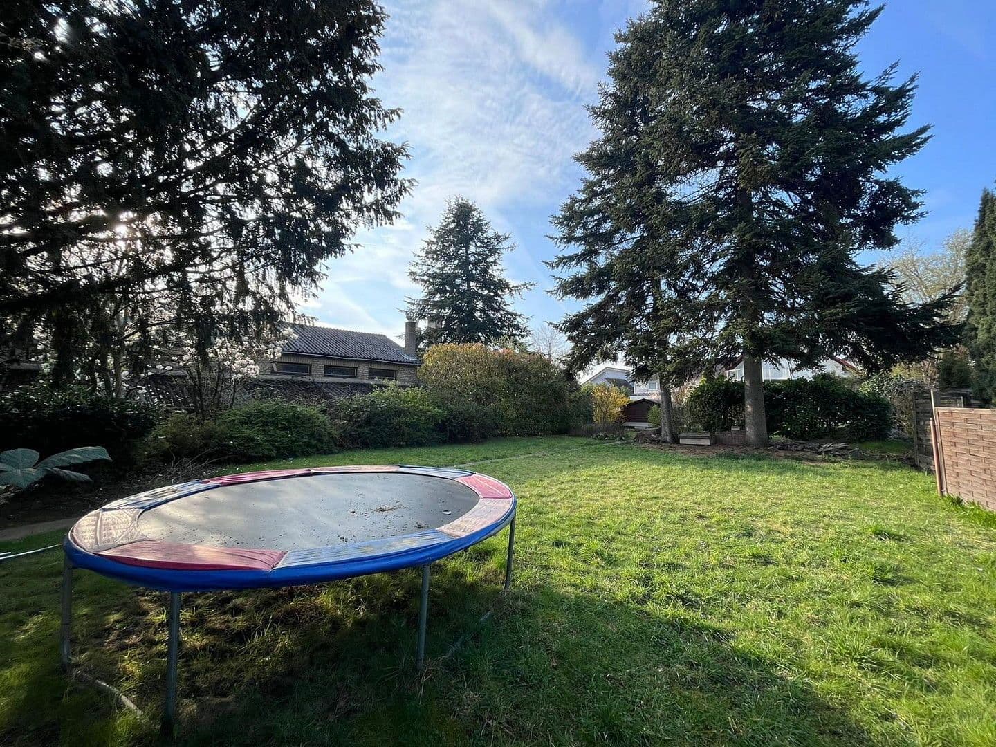 Predaj domu 128 m², pozemek 622 m², Niederkassel, Severné Porýnie - Westfálsko Predaj domu 128 m², pozemek 622 m², Niederkassel, Severné Porýnie - Westfálsko