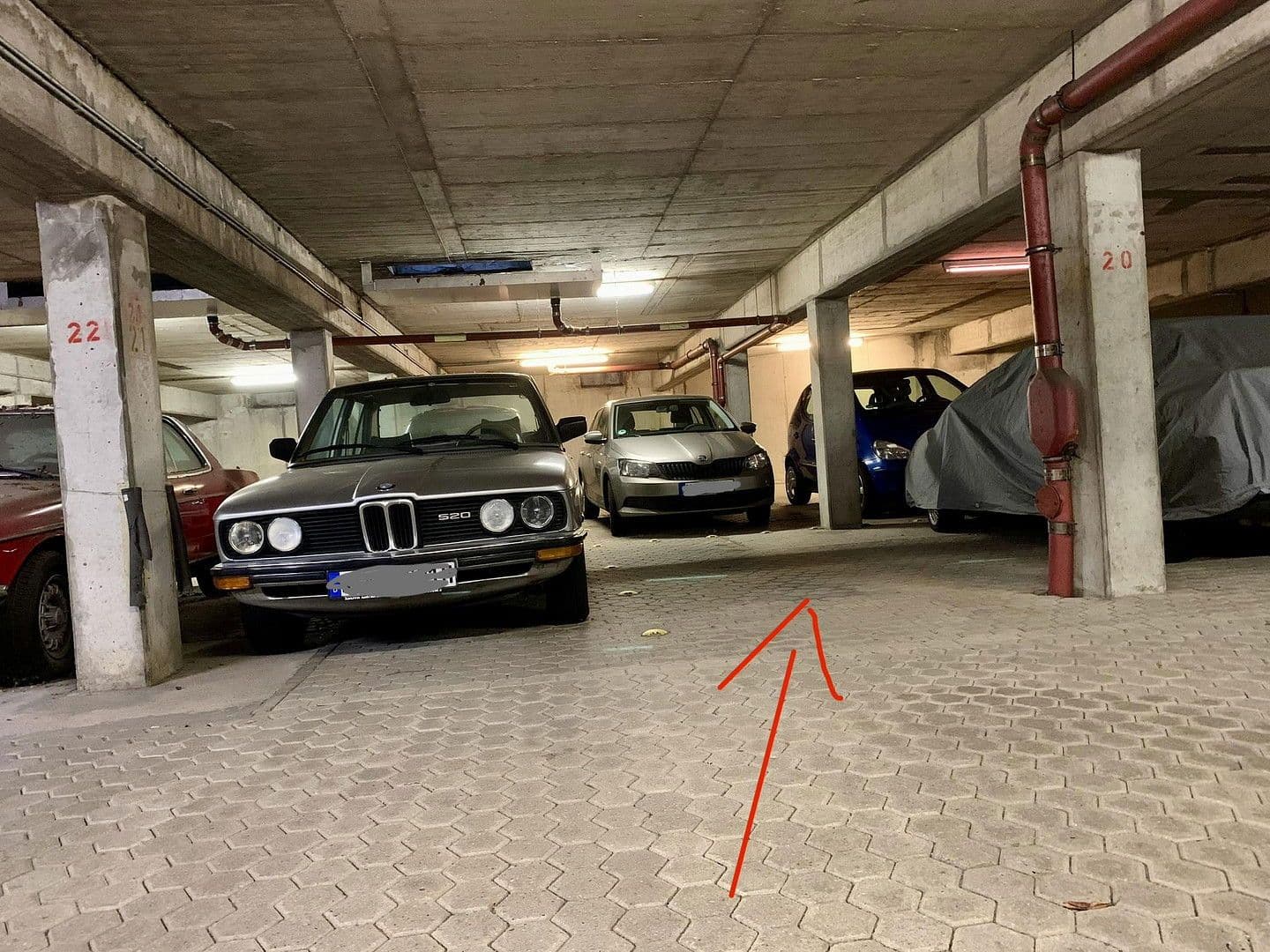 Predaj garáže, Rhöndorfer Straße 8, Köln, Severné Porýnie - Westfálsko Predaj garáže, Rhöndorfer Straße 8, Köln, Severné Porýnie - Westfálsko