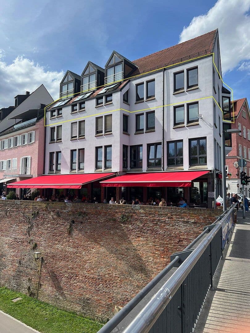 Predaj bytu 7-izbový 151 m², Herdbruckerstrasse 30, Ulm, Bádensko-Wurttembersko Predaj bytu 7-izbový 151 m², Herdbruckerstrasse 30, Ulm, Bádensko-Wurttembersko