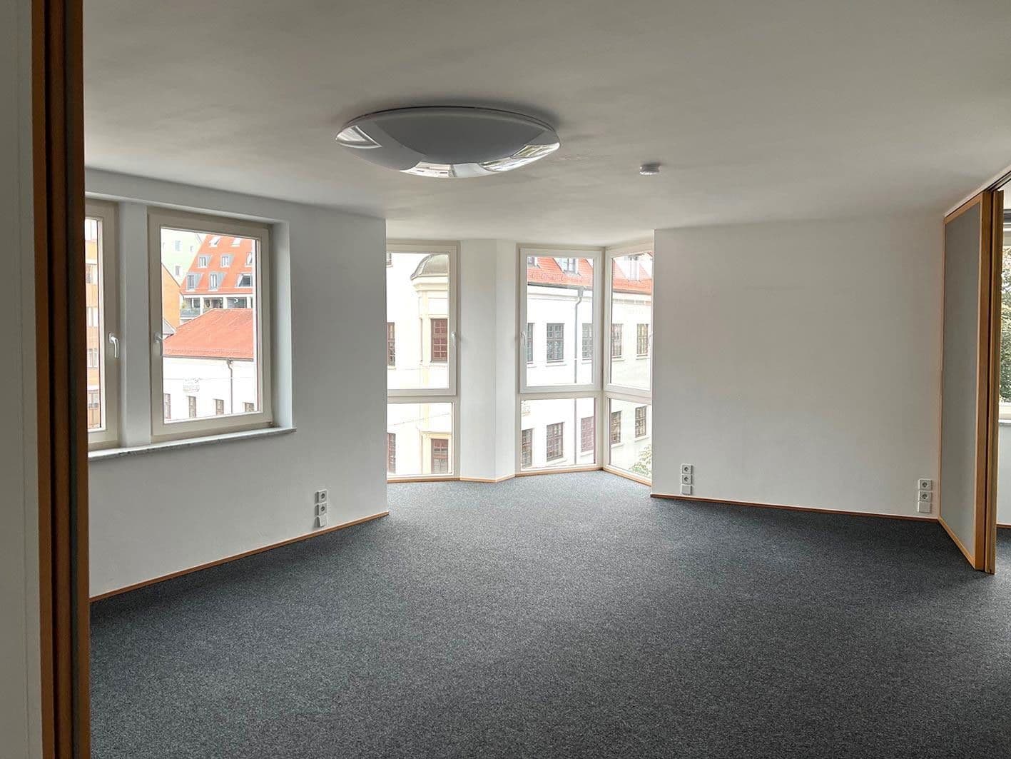 Predaj bytu 7-izbový 151 m², Herdbruckerstrasse 30, Ulm, Bádensko-Wurttembersko Predaj bytu 7-izbový 151 m², Herdbruckerstrasse 30, Ulm, Bádensko-Wurttembersko