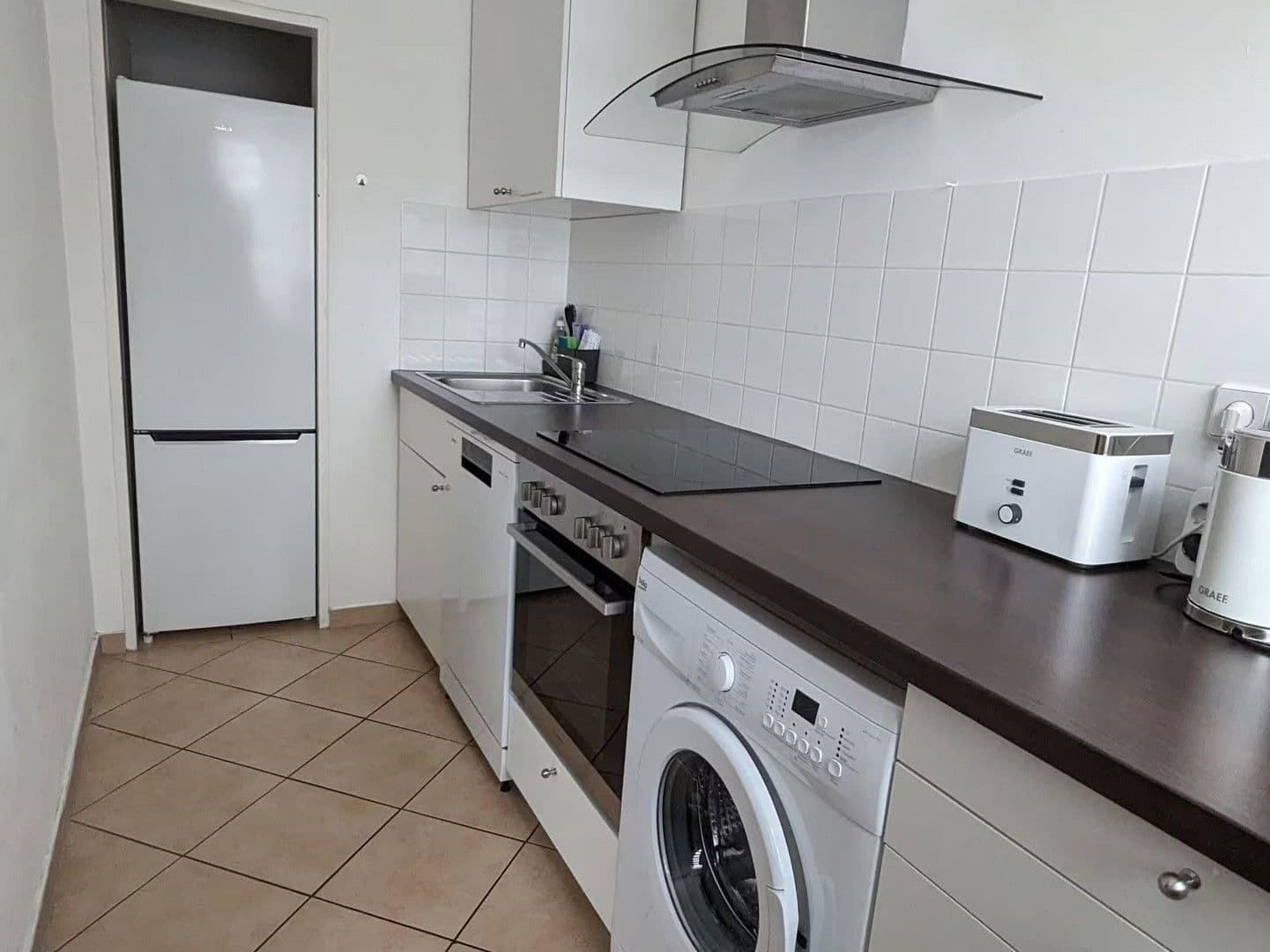 Prenájom bytu 2-izbový 70 m², Düsseldorf, Severné Porýnie - Westfálsko Prenájom bytu 2-izbový 70 m², Düsseldorf, Severné Porýnie - Westfálsko